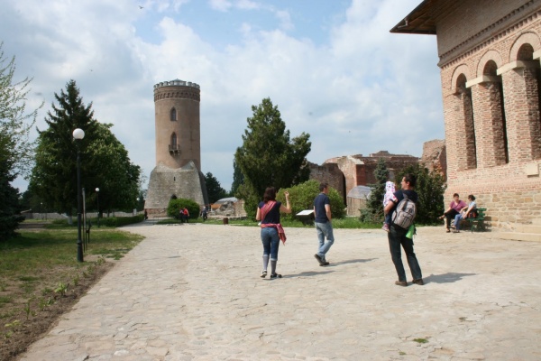 Curtea Domneasca Targoviste poza